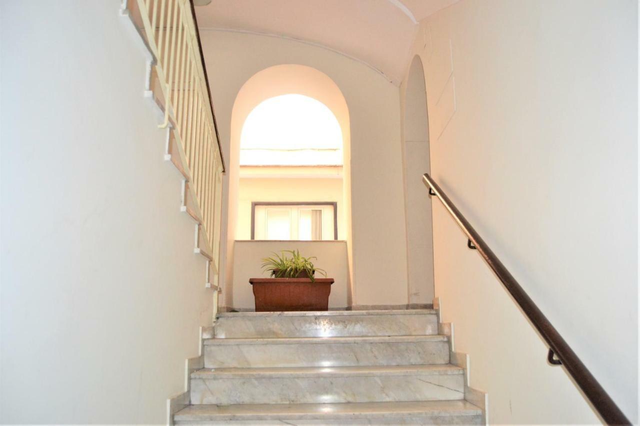 La Piccola Sorrento Hotel ภายนอก รูปภาพ